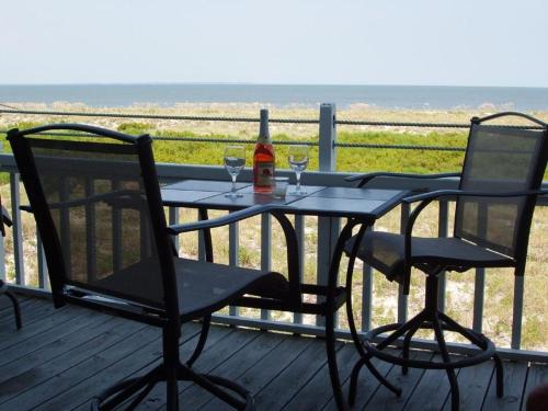 Beachwalk House | OCEANFRONT DECK! Villa with Awesome Views! Book Now!