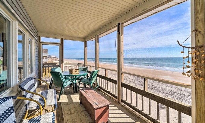 Surf City House | Oceanfront Family Cottage with Beach Access!