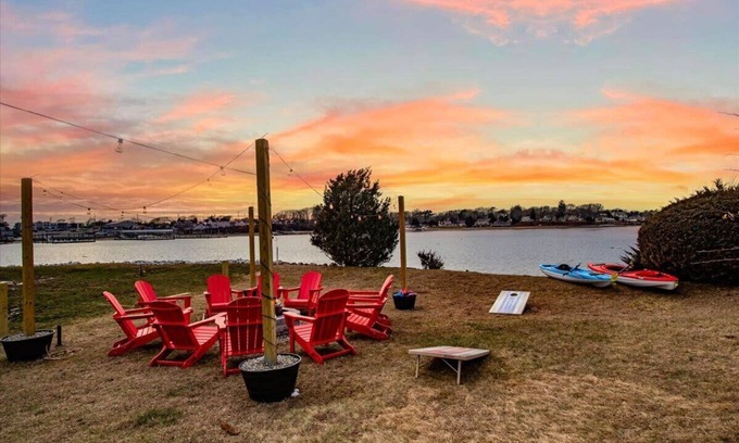 Buzzards Bay House | Oceanfront | Firepit | Gameroom | Pets | King Bed