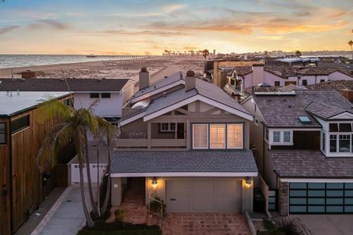 Balboa Peninsula House | Oceanfront Home Walk to Balboa Pier Scenic Views Balboa Peninsula Point by AvantStay