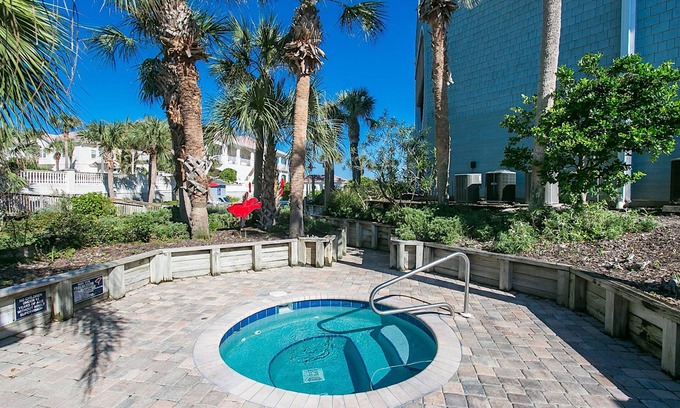 Butler Beach Apartment | Oceanfront Luxury 2BR Condo New Rental