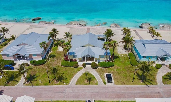 Alice Town House | OCEANFRONT LUXURY HOME " Seas The Day"