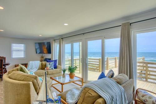 Ocean City Beach House | Oceanfront - North Topsail - Close to Shops and Restaurants