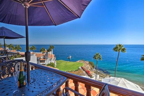 Avalon House | Oceanfront Penthouse Suite Wpanoramic Views