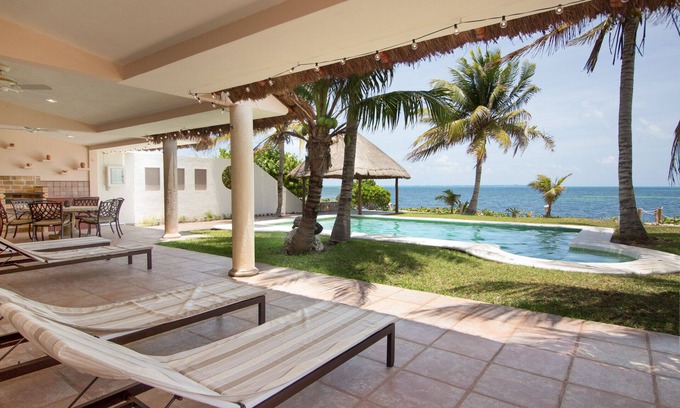 Puerto Juarez Villa | ☆Oceanfront/ Private/ Unique design-VILLA EL MECO☆
