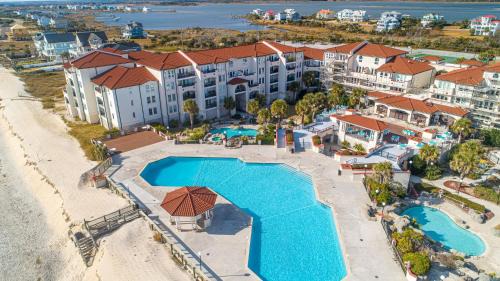 North Topsail Beach House | Oceanfront Resort with Pools - Villa Capriani 118 B