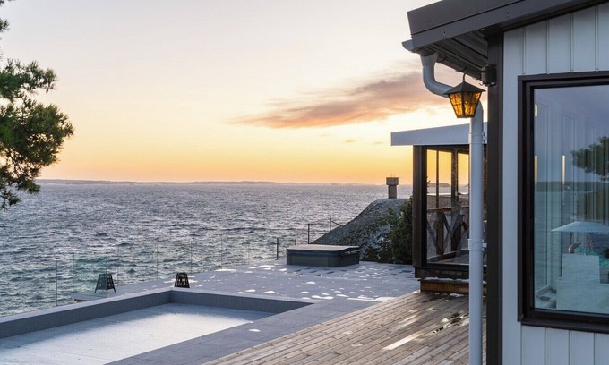 Varmdo House | Oceanfront Retreat - Heated Pool, Sauna, Jacuzzi