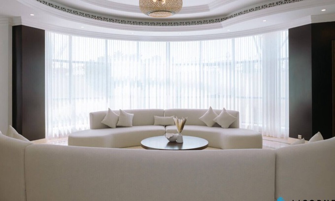 Jumeira 3 Villa | Oceanfront Sunset Beach Villa