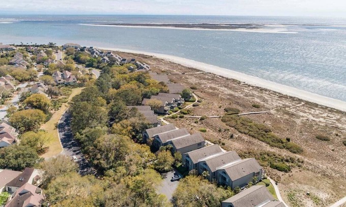 Spinnaker Beachhouses Condo | Oceanfront Villa Condo - Private Beach