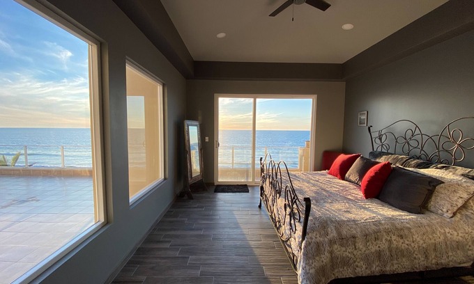 Primo Tapia Villa | Oceanfront villa in Rosarito Beach- 2 pools and jacuzzi