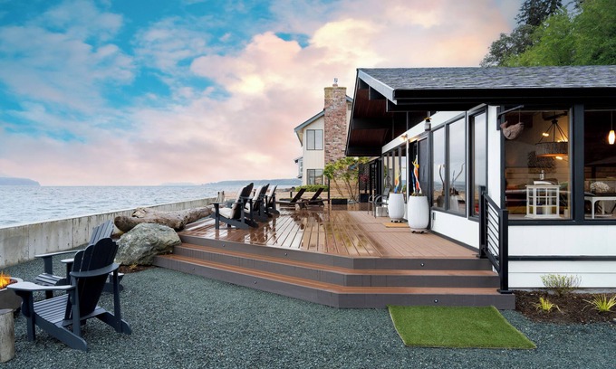 Bells Beach Cabin | Oceanfront w/Game Room, Fire Pit, Panoramic Views | Angels Landing by AvantStay