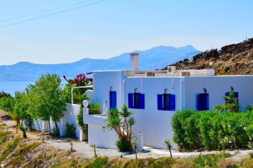 Andros House | Oceanis Cycladic House in Andros