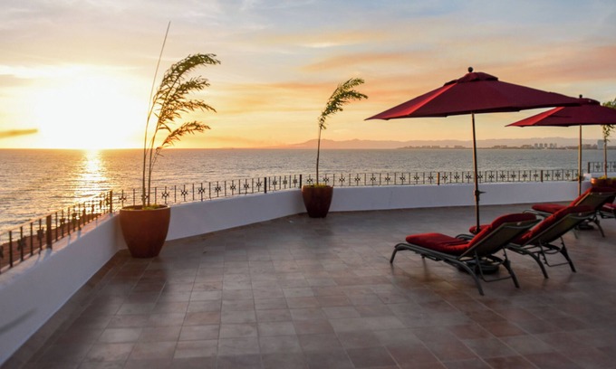 Downtown Puerto Vallarta Hotel | Oceano Oro