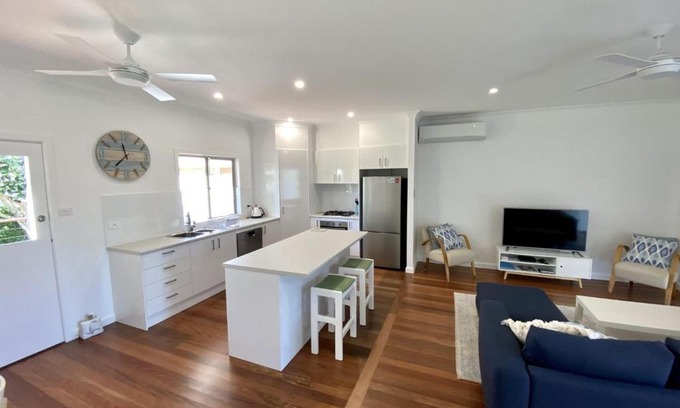 North Haven House | Oceans 12