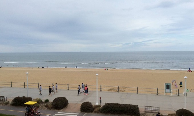 Northeast Virginia Beach Hotel | Oceans 24