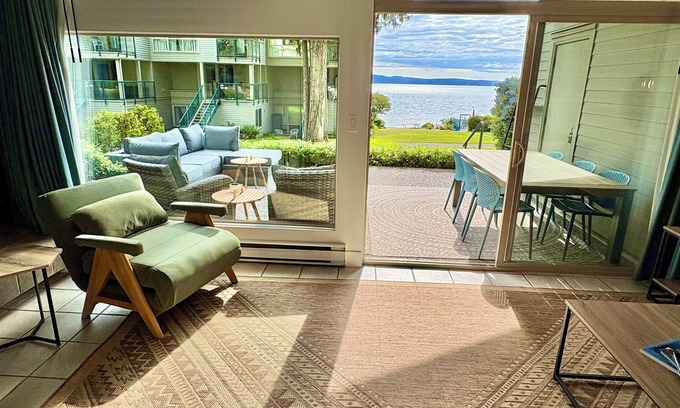 North Oyster House | Oceanside home at Inn of the Sea | Pool & hot tub