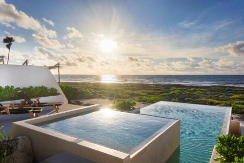 Tulsayab Villa | Oceanview 8BR Luxury Double Villa, Concierge &Pools-Tankah Bay