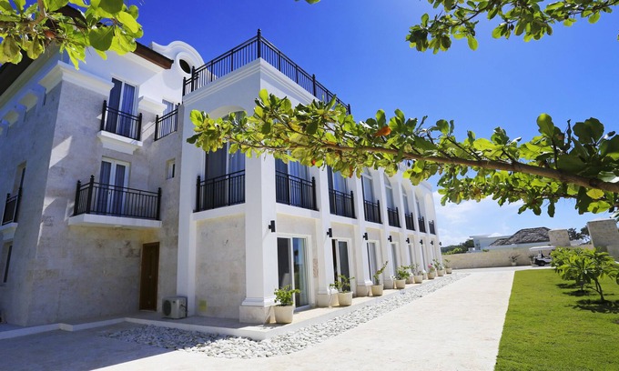 Playa Chiquita Apartment | Oceanview one-bedroom apartment