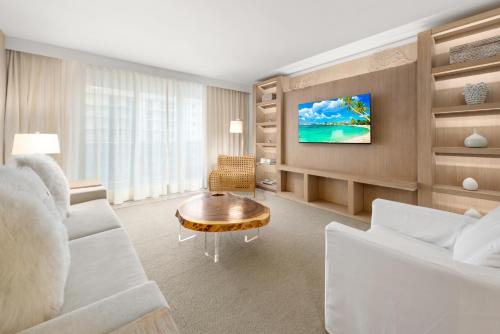 South Beach Apartment | Oceanview Private Condo at 1 Hotel & Homes -1211