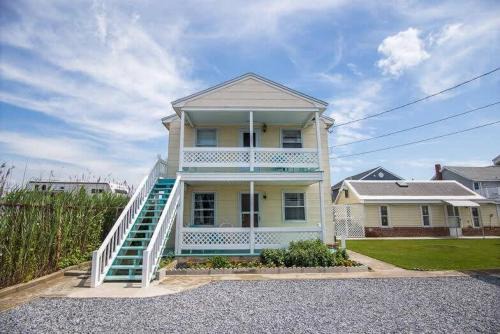 Ocean City Apartment | OCHG Bay Mist Bottom
