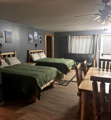 Millersburg House | Ocqueoc Delux Double Cabin Pet-Friendly in Ocqueoc, MI