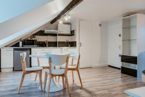 Saint-Martin-du-Littoral Apartment | Octave 29