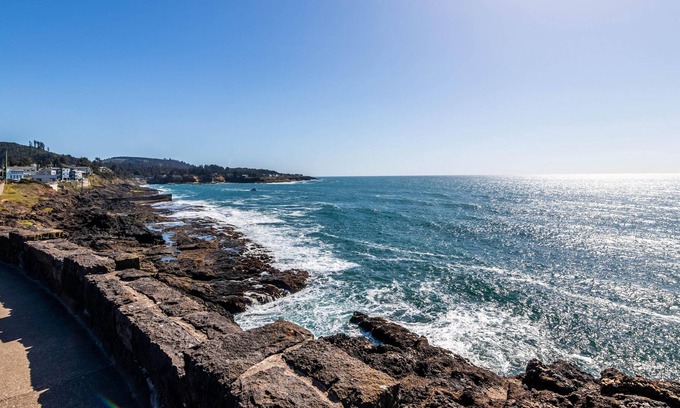 Lincoln Beach House | Odyssea
