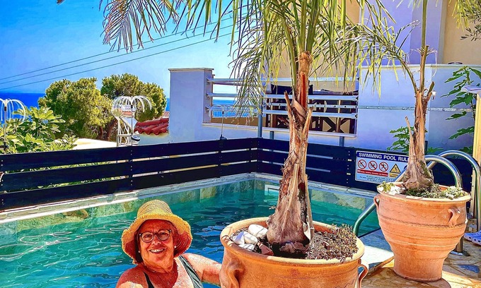 Eleios-Pronnoi Villa | Odysseas ART Villa