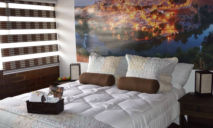 Zona 13 Bed & Breakfast | Oh España