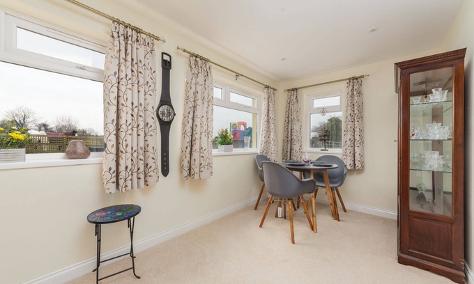 Ballaugh Cottage | Oie Vie Cottage - A cosy, pet-friendly retreat for two, set in the Manx countryside. Mobility-frien