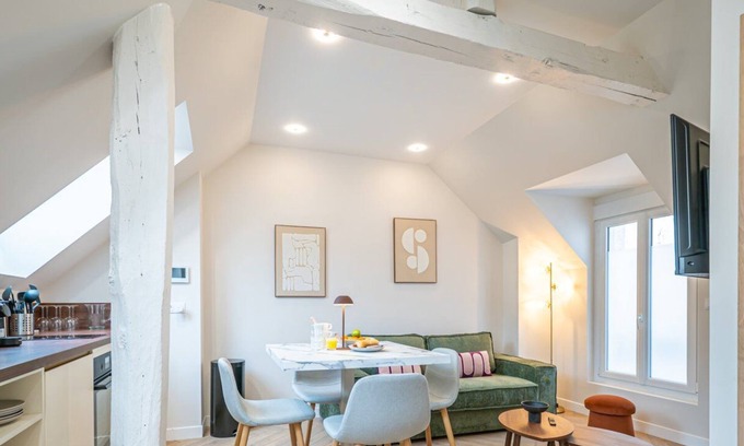Tours City Centre Apartment | OIQIA Palace Hôtel N°4