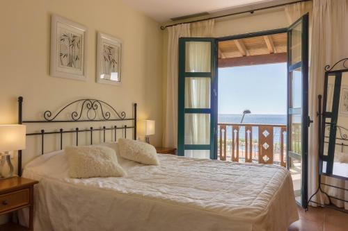 San Miguel de Abona Villa | Okeanos Villa front line San Blas