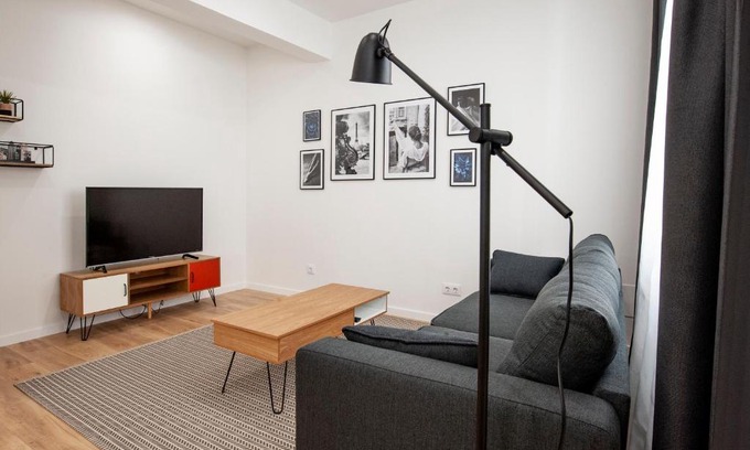 La Coruna Apartment | Oktheway Montealto