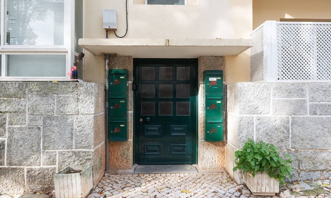 Cascais Apartment | Olala Rainbow Suites