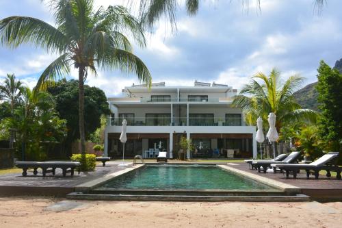 La Preneuse Apartment | Olana Blue - Beachfront apartment