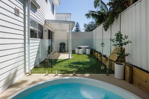 Anna Bay Villa | Olas Villa 3 - Plunge Pool & Walk to Beach