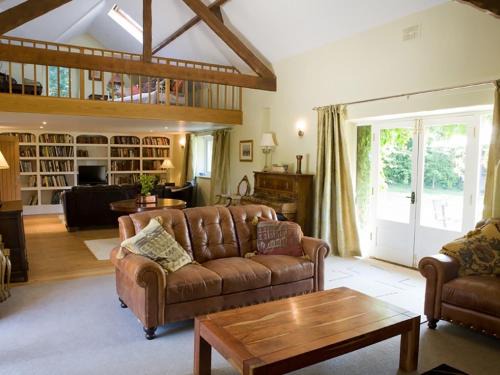 Pentre Berw House | Old Barns - Pentre Berw