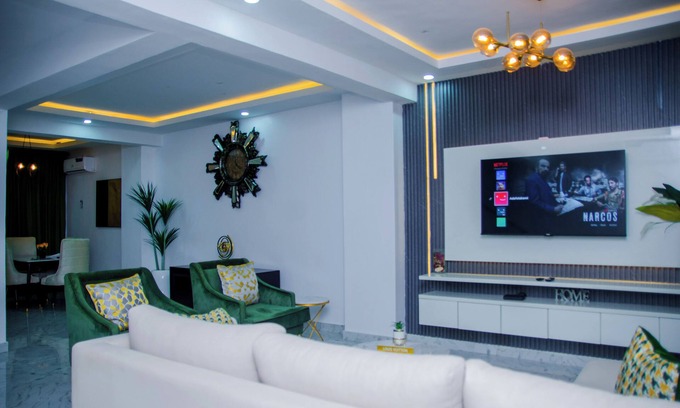 Ibadan House | Old Bodija Ibadan - 3 Bedroom Home in a Private Gated Estate With 24 Hour Security & Power