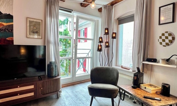 Innenstadt Apartment | Old building suite for 2 persons very central in historic old town