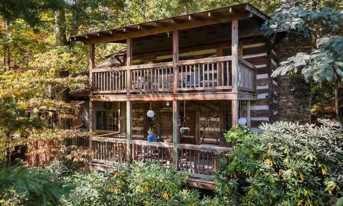 Lake Junaluska House | Old Chestnut Cabin