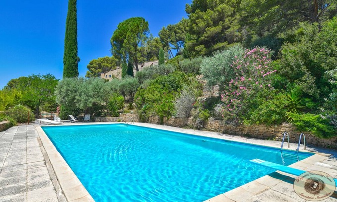 Le Beausset House | Old country house with swimming pool and tennis court