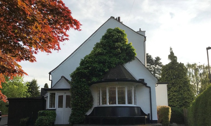 Bournville Hotel | Old Farm Hotel