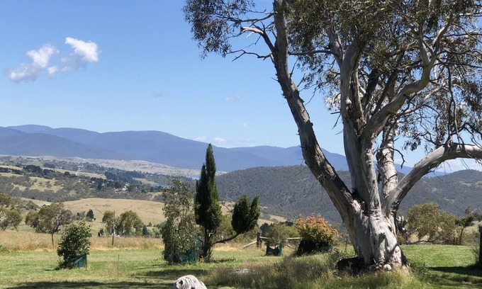 Jindabyne House | ‘Old Glen Miln’ In Majestic High County Jindabyne