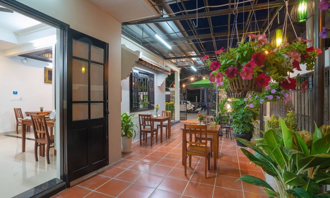 Cam Pho House | Old Lane Homestay