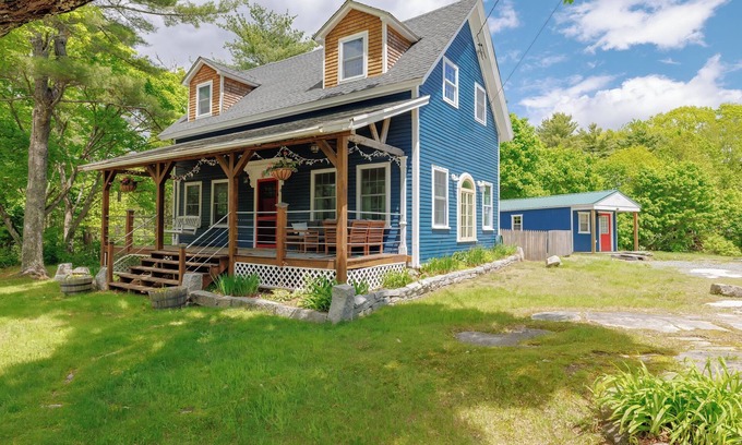 Sullivan House | Old Maine style w/modern amenities - dog friendly
