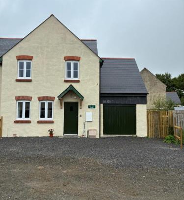 Narberth House | Old Mart Lodge