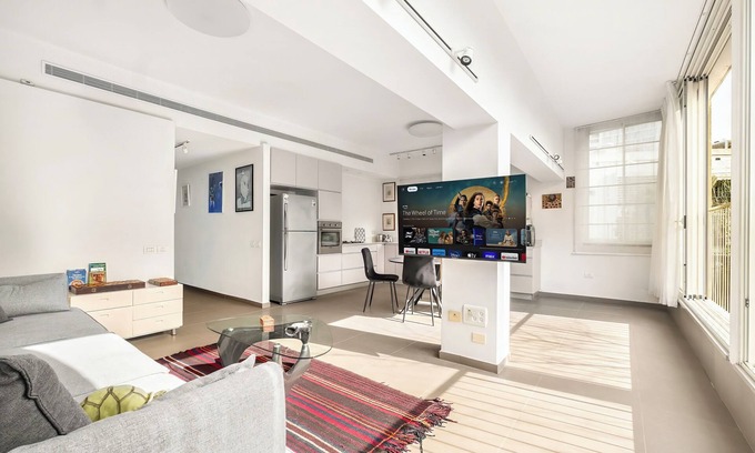 Tel Aviv Apartment | Old North Charming Stay by Sea N' Rent