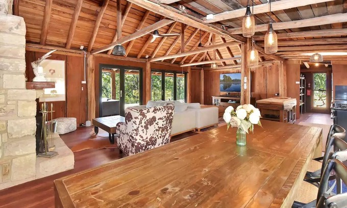 Wollombi Cottage | Old Pops - Conveniently located to Wollombi Village