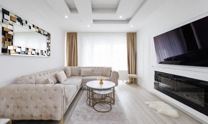 Margareten Apartment | Old Residence