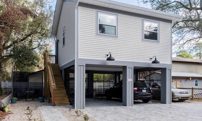 Bluffton House | Old Town Loft